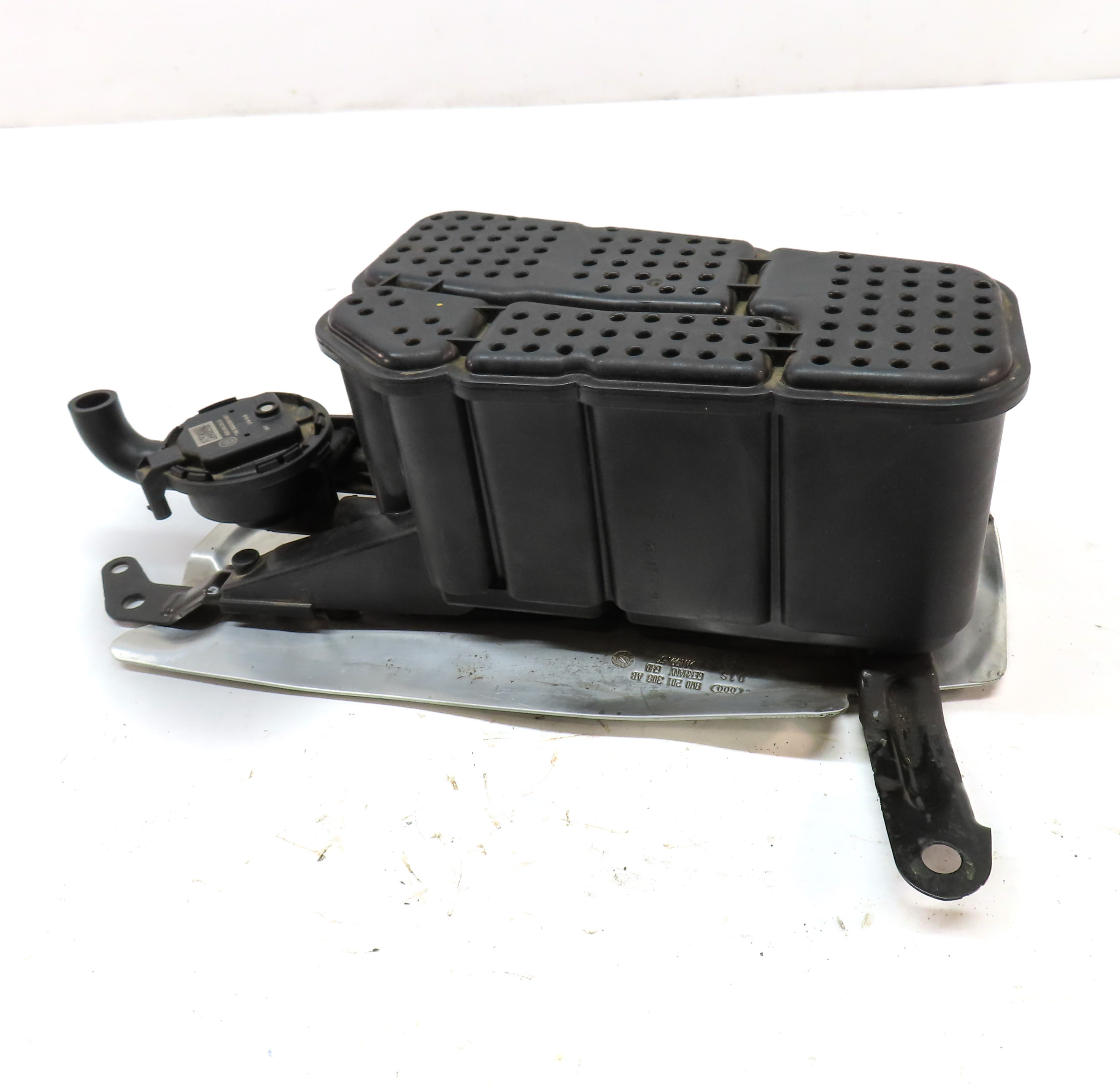 18-21 AUDI A5 A6 RS5 (B9 C8 8W6) 2.0L 3.0L EVAP EMISSIONS CHARCOAL CANISTER BOX — exact item pictured